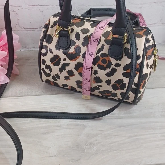 Betsey Johnson Cheetah Mini Barrel NWT - Picture 7 of 9